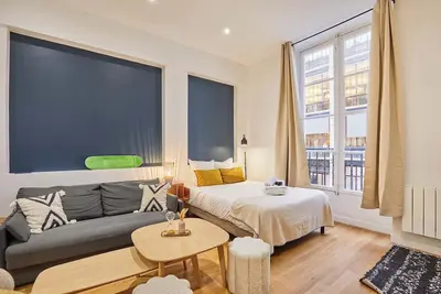 Studio charmant et moderne au cœur de Paris