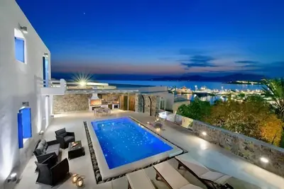 Image de R 559 Elegant  Villa with Private Pool Incl Breakfast Daily Maid, Bbq