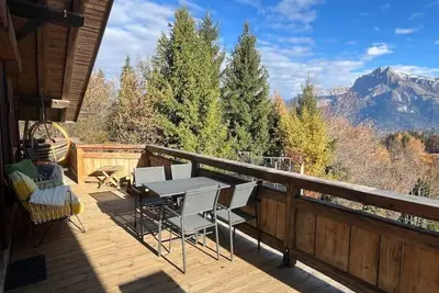 Image de Mountain chalet with exception view of the Mont Blanc for rent