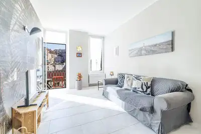 Image de Rue Masséna - 3 pièces au Calme avec Balcon