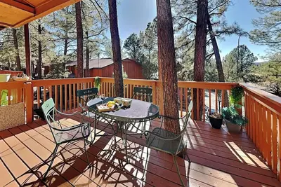 Image de Whispering Bluff #402 | Partial Mountain Views