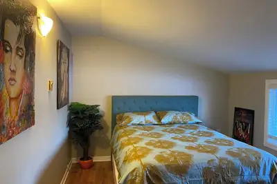 Image de Lovely 2 bedrooms apartment with gaz fire place.