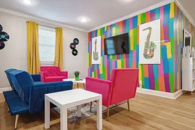 Image de Stylist 2-bedroom Condo with Free Parking in vibrant Memphis