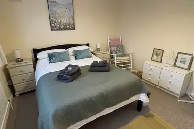 Image de Charming 3 Bed Bungalow with parking