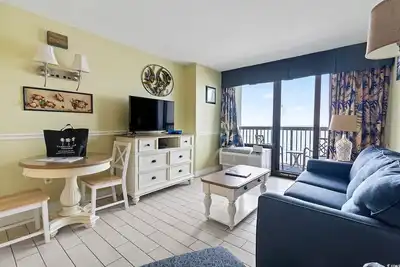 Image de Winter Rates! Coastal Chic 1br Oceanfront Suite