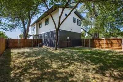 Image de Mandalay Home: Soothing 3-bedroom house Near White Rock Lake