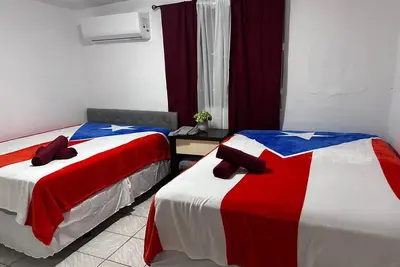 Image de Spacious 2-bedroom house with Ac in Carolina