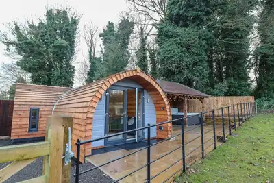 Image de Park View Lodge, pet friendly, with hot tub in Melbourne, Derbyshire