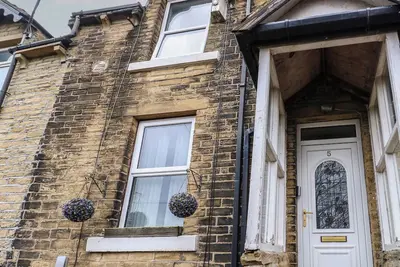 Image de Chestnut Lodge, pet friendly, with a garden in Shipley