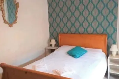 Image de Spacieuse maison de 4 chambres avec Wi-Fi dans le charmant quartier de Wexford