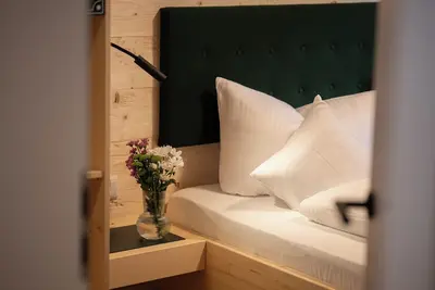 Image de Spacious, stylish, family-friendly, private infrared lounger, mountain railroads included.