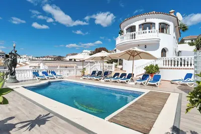 Image de Sea View Villa of Angels  8br Luxury Estate with Pool, Jacuzzi & Terraces Ref 20