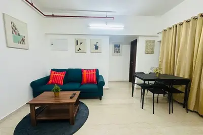 Image de 2br Service apartment B - 2611 Malad by Florastays