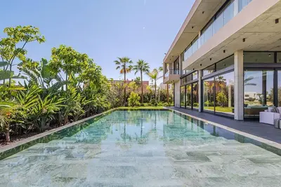 Image de Villa à Marrakech avec 5 chambres à coucher, 10 couchages