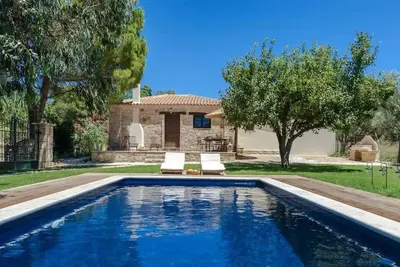 Image de R 1363 The Farm Two Bedroom Cottage with Private Pool, Private Secure Onsite Parking & Bbq.