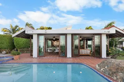 Image de The Beach House on the Hill