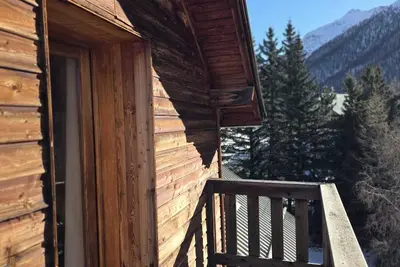 Image de Appartement sous les toits – Balcon plein sud – Vue montagnes – Col d’Agnel