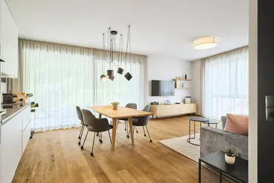 Image de Stillvolle Luxus Wohnung in der Residenz Silvretta by Interhome