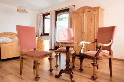 Image de Haus Fink - Igls by Interhome