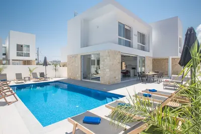 Image de Protaras Vie Bleu Villa mit Pool, im Zentrum by Interhome