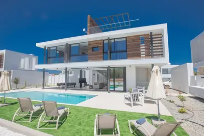 Image de in Protaras mit großem Garten by Interhome