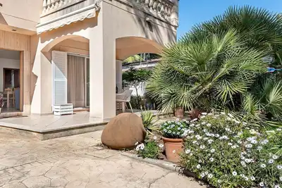 Image de Küstencharme 150 m vom Strand entfernt, privater Garten by Interhome