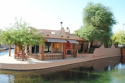 Image de Sol Rio Point – Waterfront Corner Lot Oasis