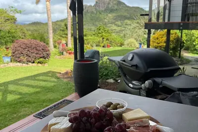 Image de Taratara Retreat: Soak in the Spa & Play Pool Table Amid Majestic Mountain Views