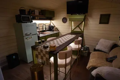 Image de Tiny House Horse Farm Retreat w/ Sauana and Pondside View