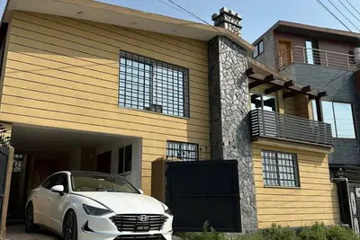 Image de Lovely 1-bedroom hillside cottage with servant room in Abbottabad