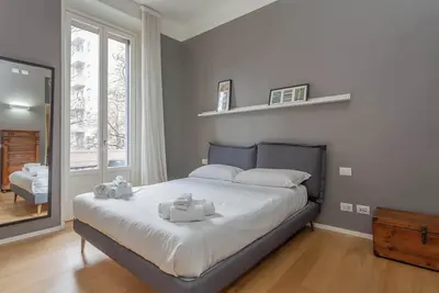 Image de HomeLovers Two Rooms Close to City Life Mm1 Metro