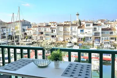 Image de Rubina Beach, beautiful vacation apartment close to the beach in Empuriabrava