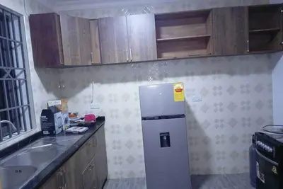 Image de 2 Chambres Élégantes  – Confort Moderne