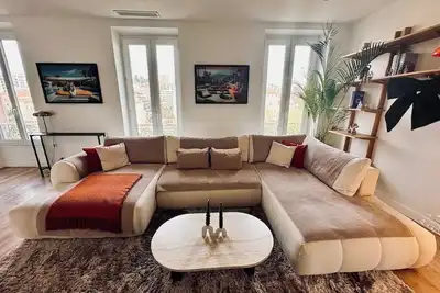 Image de Chalereux et spacieux 3p, jolie vue, centre ville, Wifi, Ac, proche de la mer