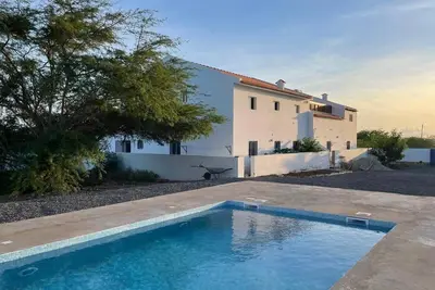 Image de Magnifique villa avec piscine privée à 300 mètres de la plage