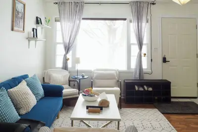 Image de Cozy 3br Family Ranch with Full Kitchen – 4-Min Drive to Uiuc & Memorial Stadium