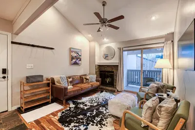 Image de E309  W Beaver Creek Blvd