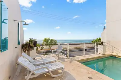 Image de Casa Loft - Luxury 4br Beachfront House with Private Pool