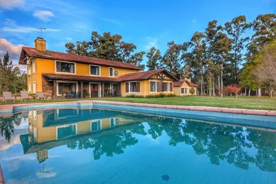 Image de Gorgeous 7-bedroom farmhouse with Ac in charming Soca