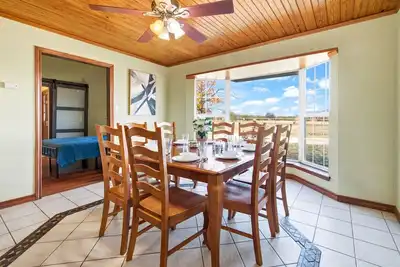 Image de 2 Acre Grand Haven Large Groups Welcome