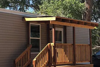 Image de Comfortable 2 bed 1 bath house with Starlink.