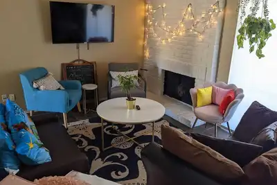 Image de Momo 2b/2b condo with pool in Dallas on Prestonroad