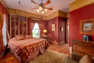 Image de Emma Big Bear Suite at Elkader JailHouse Inn