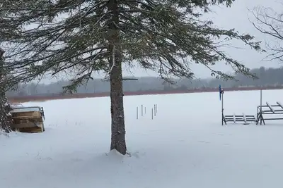 Image de Kal’s Cabin: Adorable 2 bedroom cottage in Dryden on an all sports lake