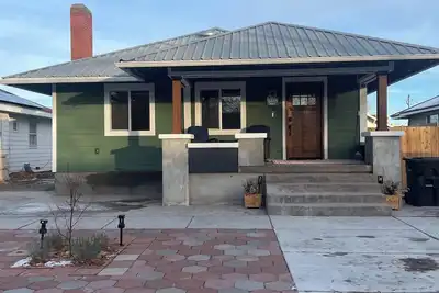 Image de The Quilting House a charming craftsman home centrally located in Burley