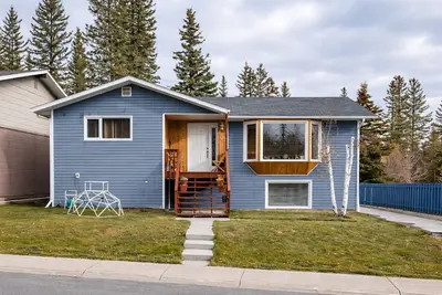 Image de Located in the heart of Yellowknife on 49th