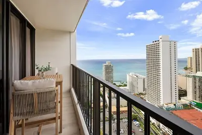 Image de Waikiki Luxury Ocean Escape 33f – 1 Parking
