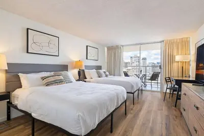 Image de Heart of Waikiki • Steps to Beach • Cozy Studio