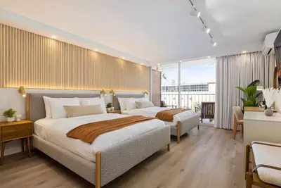 Image de Urban Oasis in Heart of Waikiki with 1 Parking