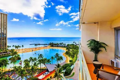 Image de 12f Oasis: Studio with Balcony and Ocean Scene